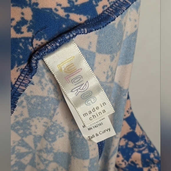 LuLaRoe Tall & Curvy Leggings Pink Blue Circles Geometric Rare Unicorn Soft Easy - Picture 7 of 7